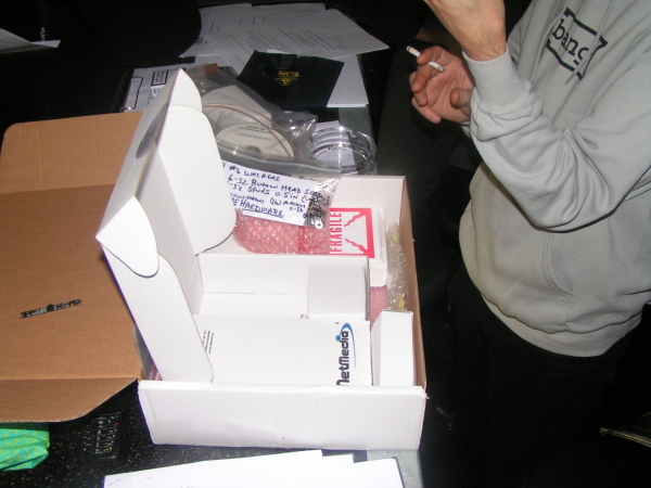 opening-the-box_web