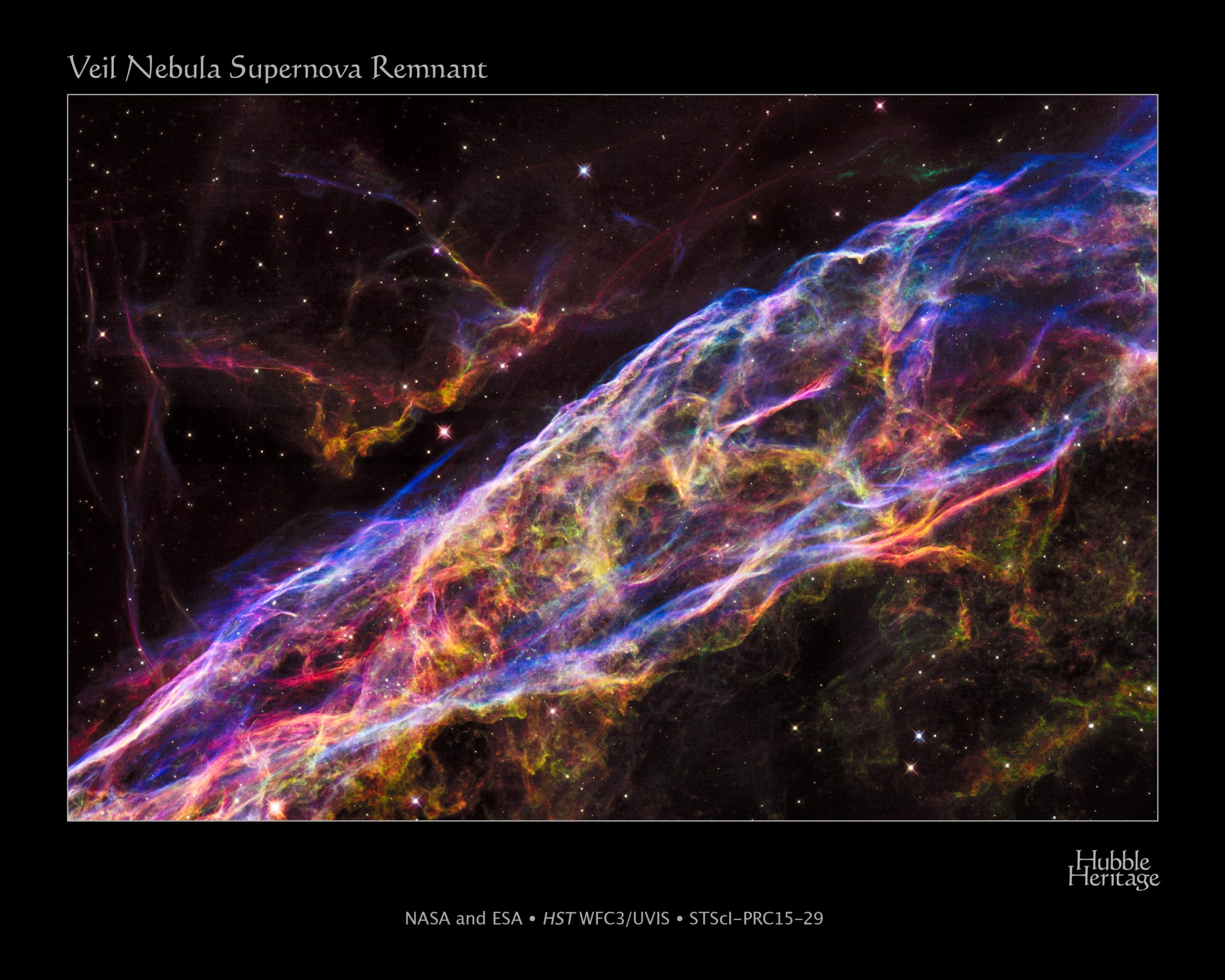 veil nebula supernova_hubble