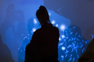 Gib-mir-Raum_Vernissage3_FH-Joanneum_@_esc_medien-kunst-labor_©_Foto:_Miriam-Koeroesi