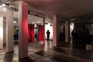 Machine-Learning-City_Vernissage2_ELEVATE_Adam-Harvey_@_esc_medien-kunst-labor_©_Foto:_Hannah-Antonia