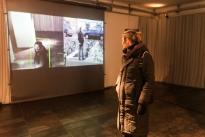 Machine-Learning-City_Vernissage4_ELEVATE_Adam-Harvey_@_esc_medien-kunst-labor_©_Foto:_Hannah-Antonia