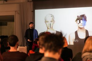 Machine-Learning-City_Vortrag4_ELEVATE_Adam-Harvey_@_esc_medien-kunst-labor_©_Foto:_Hannah-Antonia