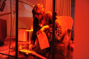 Medusa's-Bed_Performance6_L.Lunch_Z.Mani_M.Zabelka_@_esc_medien-kunst-labor_©_Foto:_Maryam-Mohammadi