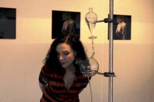 Assonance-of-Drops_Ausstellungsansicht_by_R.Sebjanic_I.Hirsenfelder_A.Hieng-Zergon_@_esc_medien-kunst-labor_I.Weber_©_esc-mkl_Foto:_Nayarí-Castillo