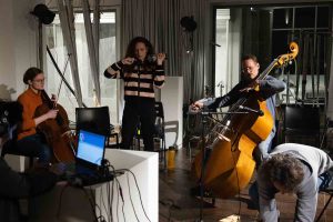 Konzert-Radio-Ironie-Orchester-im-esc-medien-kunst-labor-in-Graz-Foto-Martin-Gross-©escmedienkunstlabor