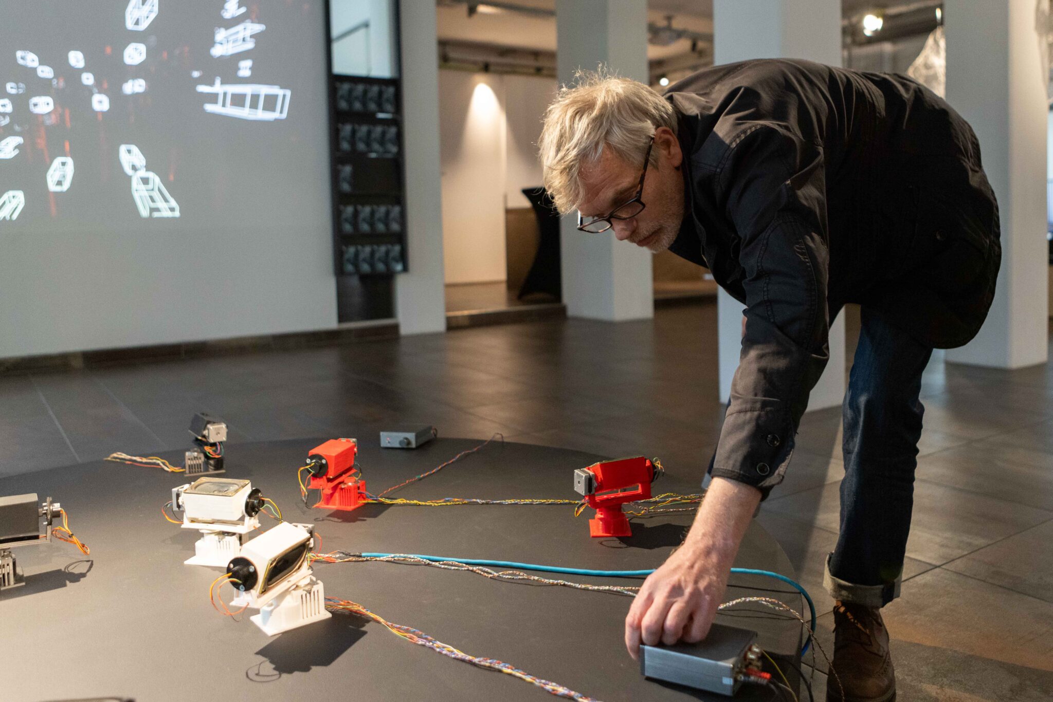 ©esc medien kunst labor_OUT_OF_CONTROL_Eröffnung_foto_martin gross